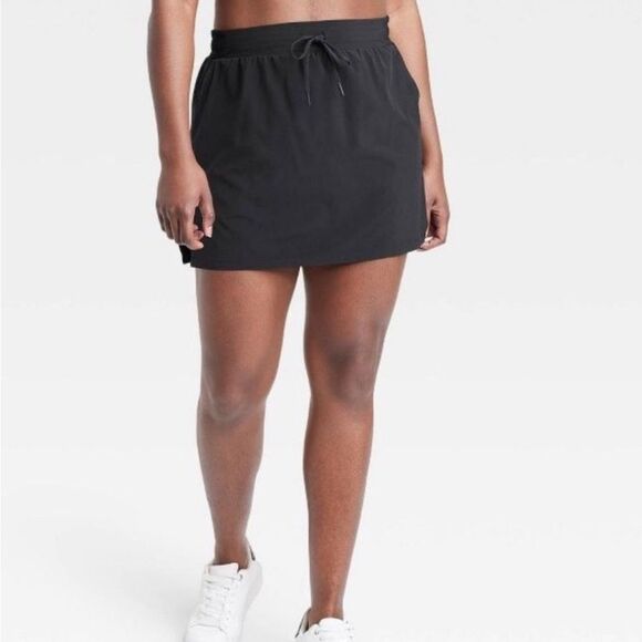 All In Motion ~ NEW Mid-Rise Black Skort ~ Quick Dry Moisture Wicking ~ Size XXL - Picture 1 of 9